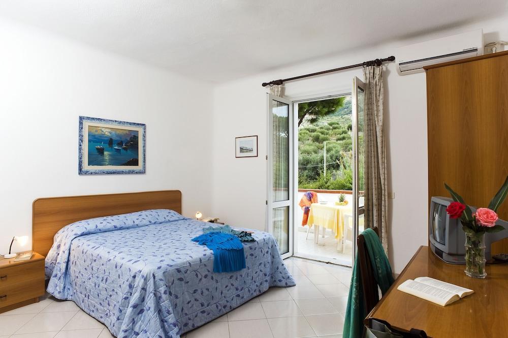 Mediterraneo Park Hotel Terme Forio  Exterior photo